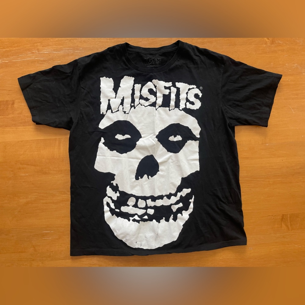 Misfits men’s L tshirt black